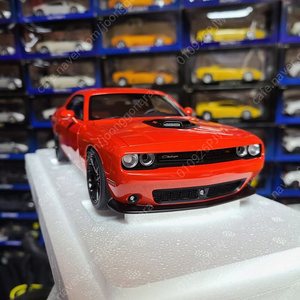 1:18 오토아트 닷지 챌린저 392 HEMI SCAT PACK SHAKER [오토아트,교쇼,BBR,CMC]