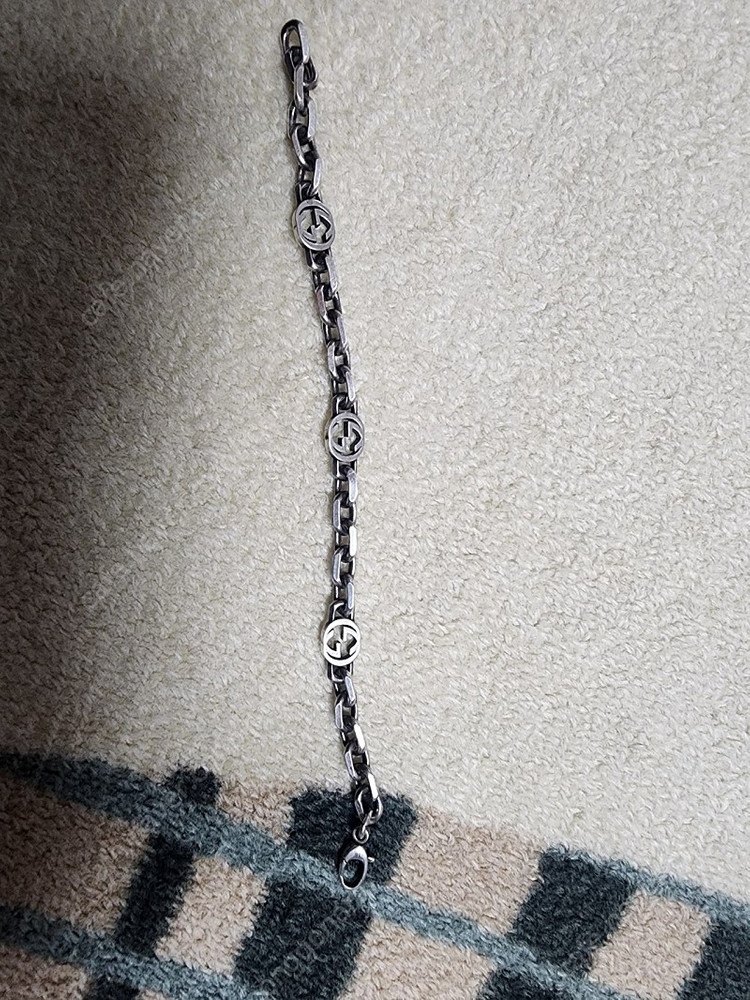 구찌인터로킹팔찌 팔찌 판매합니다--3