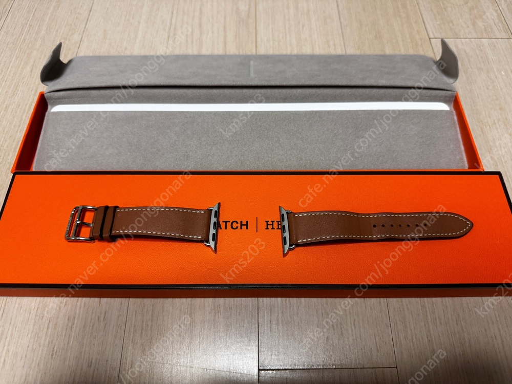 애플워치 에르메스 골드 스위프트 싱글투어 가죽 스트랩 41mm 이미지