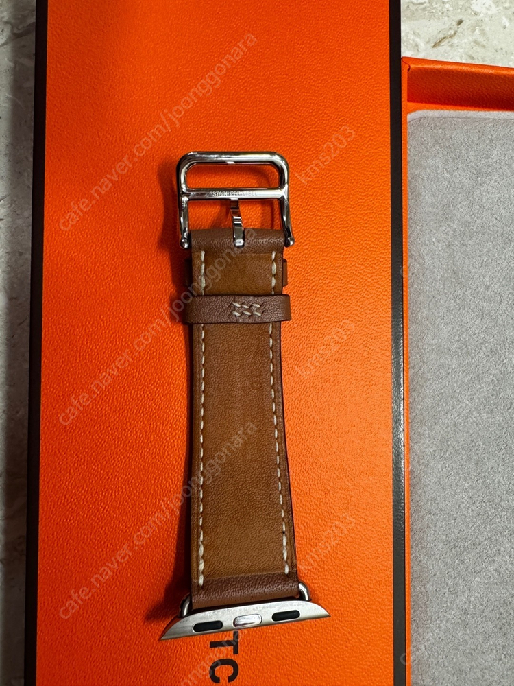애플워치 에르메스 골드 스위프트 싱글투어 가죽 스트랩 41mm 이미지