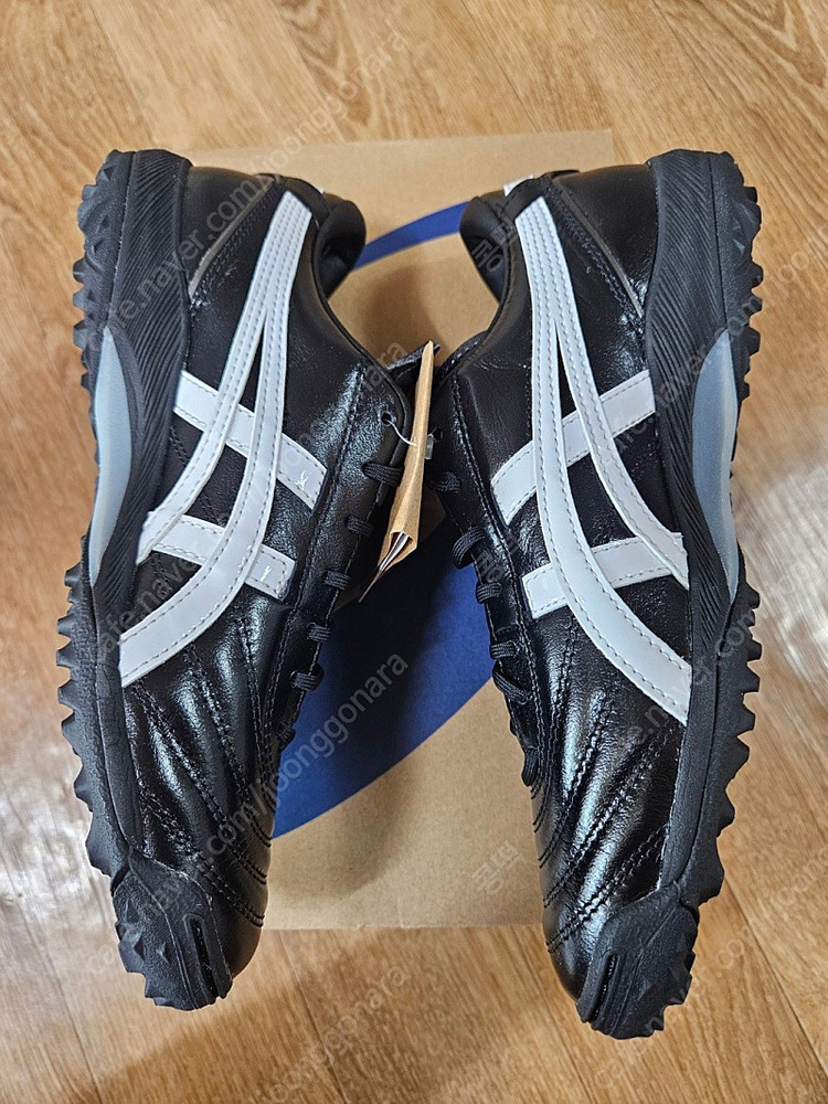 아식스 C3 FF TF 검흰 240 사이즈 새제품 (일본 내수용) 이미지