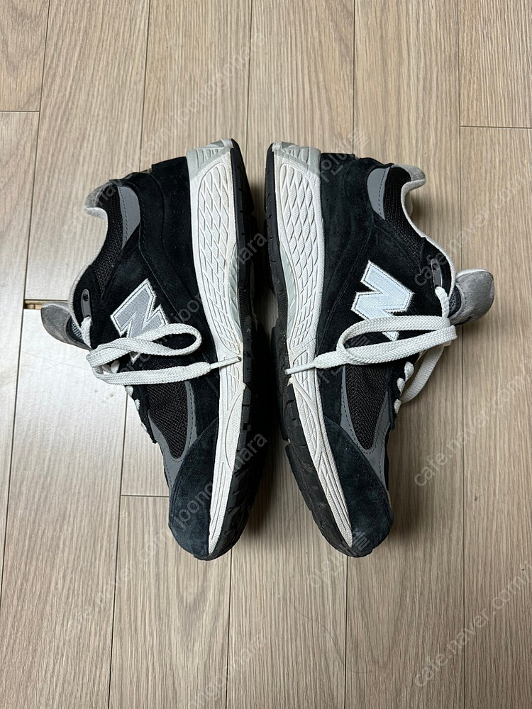 [260] 뉴발란스 2002R 고어텍스 이미지