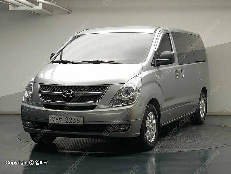 [현대] 그랜드 스타렉스 11인승 왜건 CVX 프리미엄ㅣ중고차ㅣ231,113kmㅣ2012년식ㅣ은색ㅣ인천ㅣ620만원--2