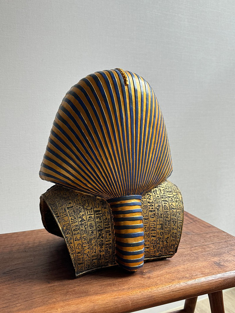 이집트 파라오 조각 이미지