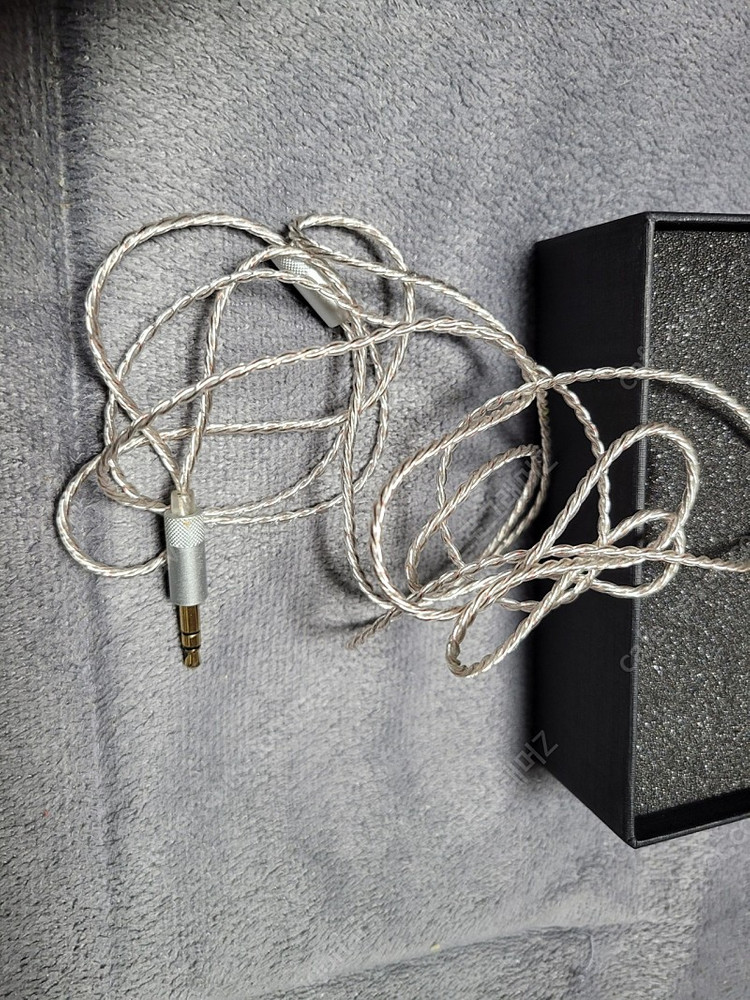 디렘 프로 마스터 (케이블, 이어팁 포함) 이미지