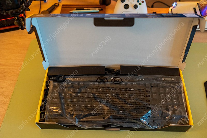 Corsair K70 RGB MK.2 MX Silence (커세어 K70 RGB MK.2 저소음 적축) 판매합니다. 이미지