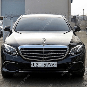 벤츠E클래스 W213 E300 4MATIC 아방가르드@중고차@중고차매입@전액할부@저신용자@신불자@소액할부@현금@카드 전부 가능합니다!