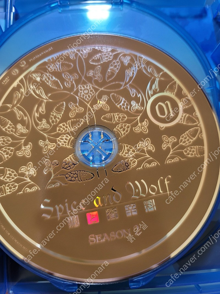 애니메이션 늑대와 향신료 컴플리트 시리즈 1&2기 DVD + 블루레이 패키지 판매 이미지