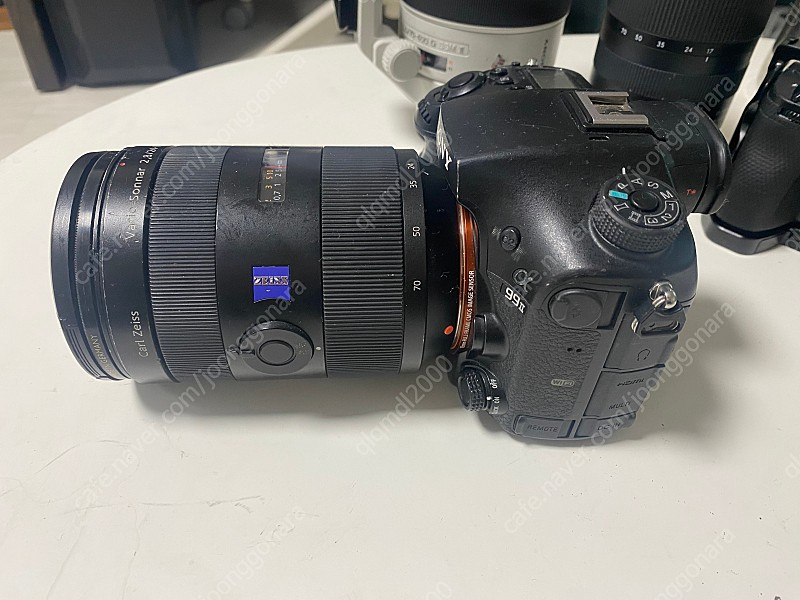 A99m2, SAL2470Z, SAL70400G2 이미지