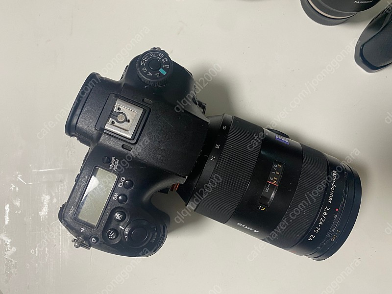 A99m2, SAL2470Z, SAL70400G2 이미지