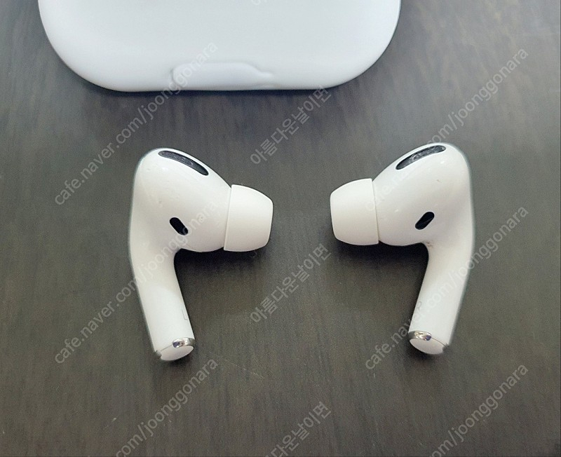 애플 에어팟 프로1 풀구성 13만에 싸게 팝니다/ 이어팁,실리콘 케이스 충전케이블 모두포함 무선이어폰,블루투스 이어... 이미지