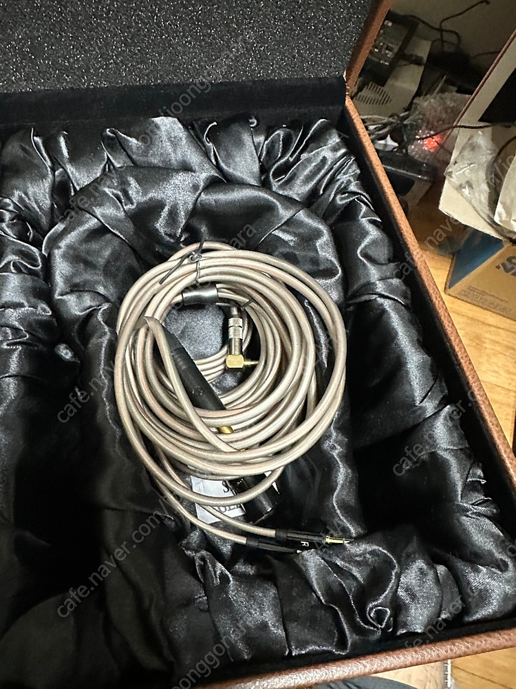 He1000se (헤천세) + 하모닉스 케이블(2m, xlr) 판매합니다. 이미지