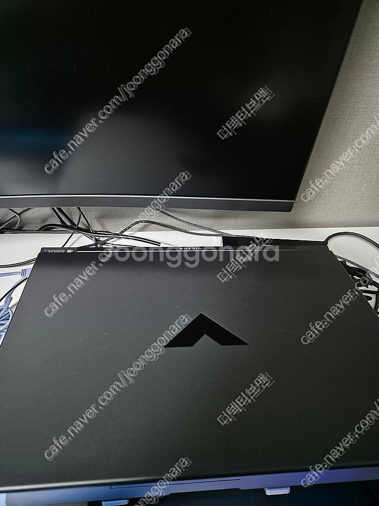 HP 2023 빅터스 16 지포스 RTX 4060 r0094tx 팝니다.--0