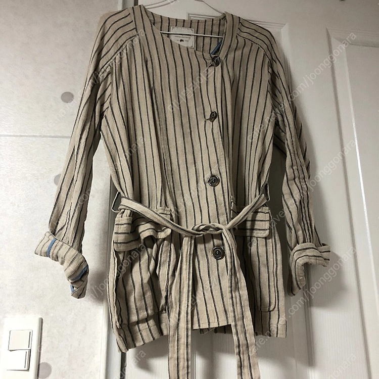 써스데이아일랜드 린넨 스트라이프 벨티드 자켓(정품) 79000원 이미지