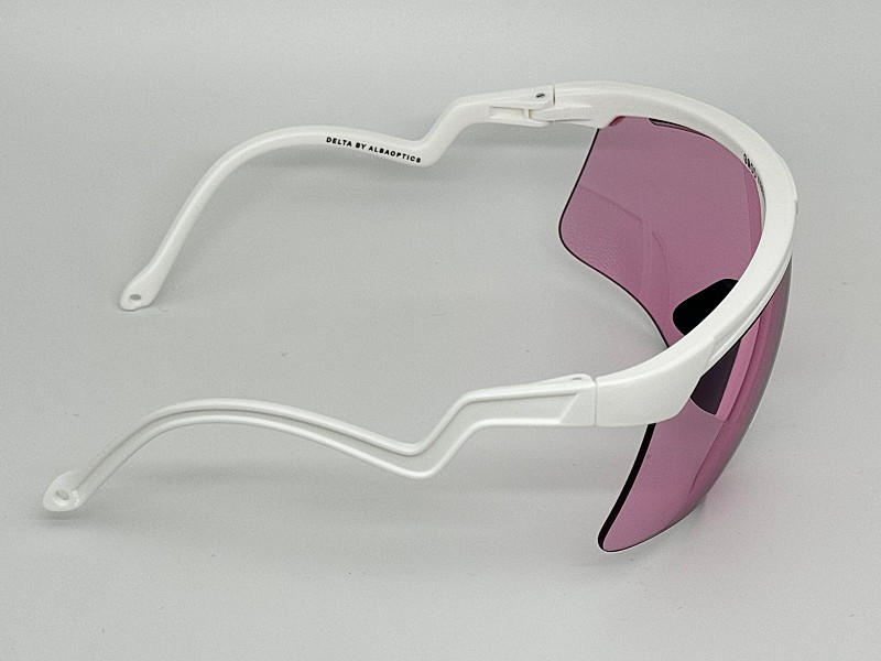 알바옵틱스 델타 White/Pink lens (일반핑크투명렌즈)판매 합니다. 이미지