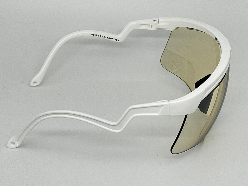 알바옵틱스 델타 White/RKT F-LENS (로켓 미러변색) 판매 합니다. 이미지