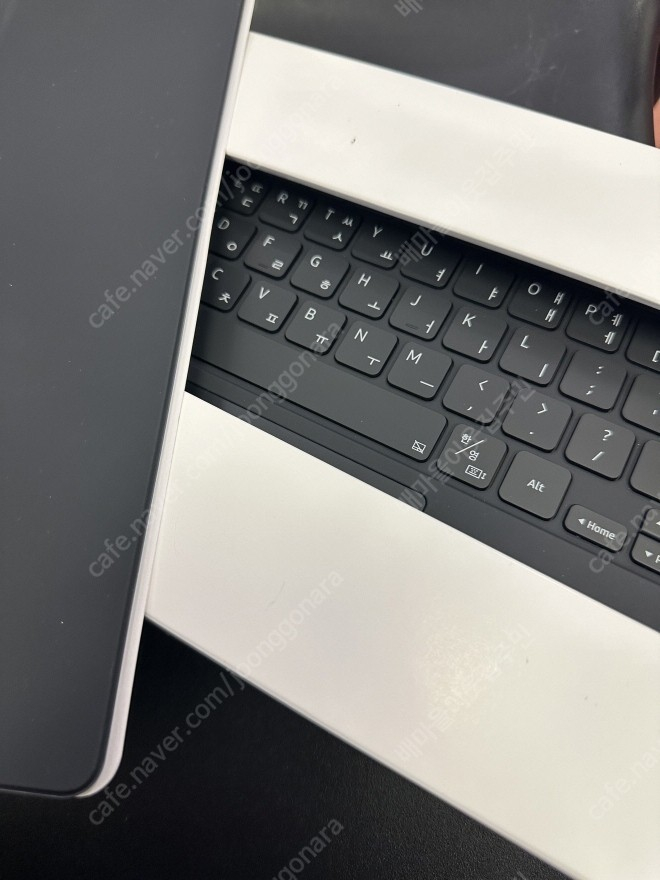 삼성정품 갤럭시탭S9플러스 키보드케이스 EF-DX815 판매합니다. 이미지