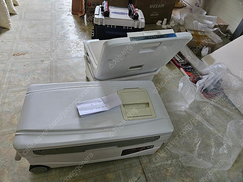 아이스 박스 쿨러 및 태클박스 팝니다. 이미지