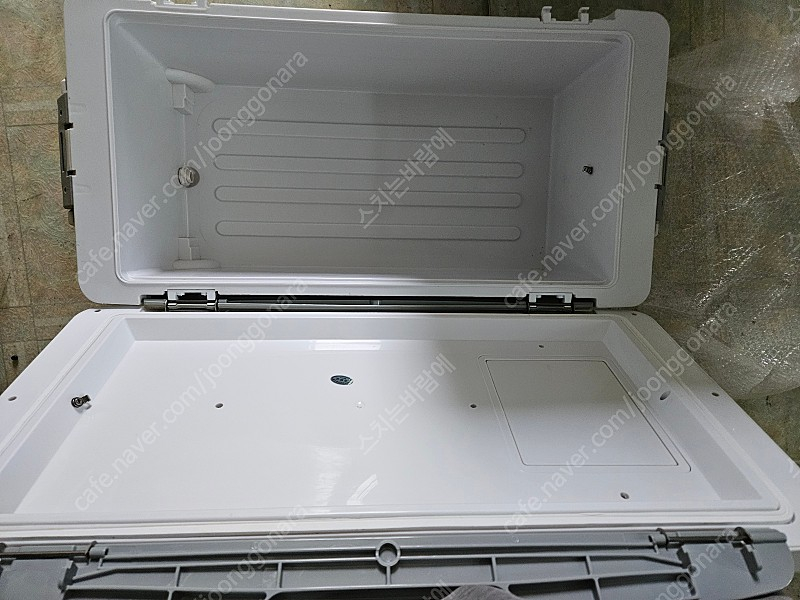 아이스 박스 쿨러 및 태클박스 팝니다. 이미지