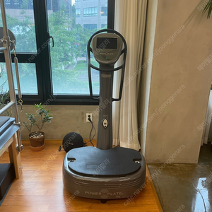 파워플레이트 마이 7 (Powerplate my7)