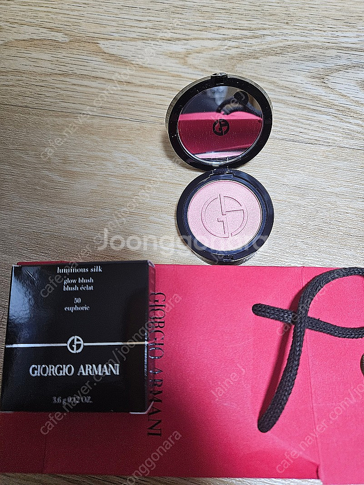 아르마니 인기블러셔 반값!/ 루미너스 실크 글로우 블러쉬 50호 유포릭(Euphoric) 정가68,000--2
