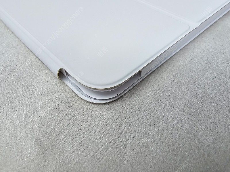 아이패드 프로 11인치(4세대)용 스마트폴리오(화이트) 팝니다--6