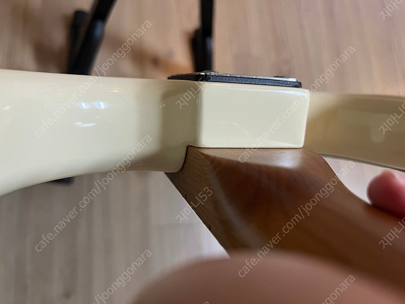 일렉기타 바커스 BST2 RSM (올릭핌 화이트) 이미지