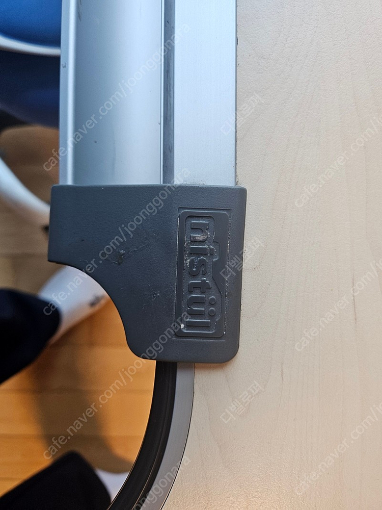 nistul 니스툴 높이조정 책상. 의자 세트 팝니다. 이미지