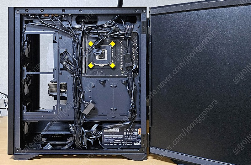 최상급 인텔 i9 11900k / MSI Z590 토마호크 / 지포스 3060TI / 삼성 DDR4 64G 램 / ...--4