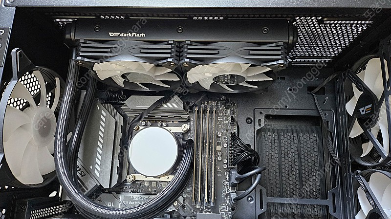 최상급 인텔 i9 11900k / MSI Z590 토마호크 / 지포스 3060TI / 삼성 DDR4 64G 램 / ...--7