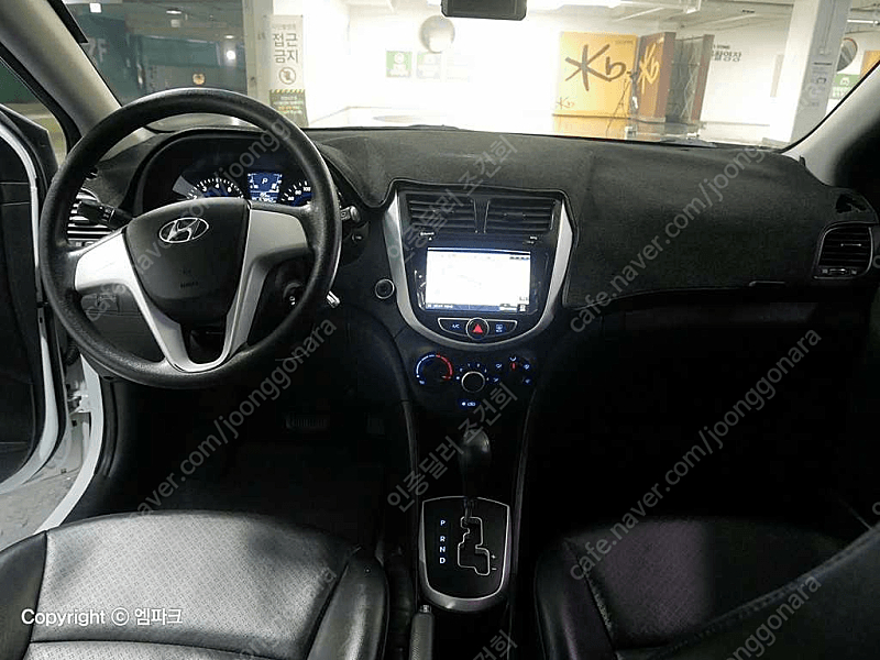 현대엑센트신형 1.4VVT 럭셔리 (5인승)@중고차@소액할부@전액할부@리스@중고차매입@중고차구매전부가능합니다 이미지
