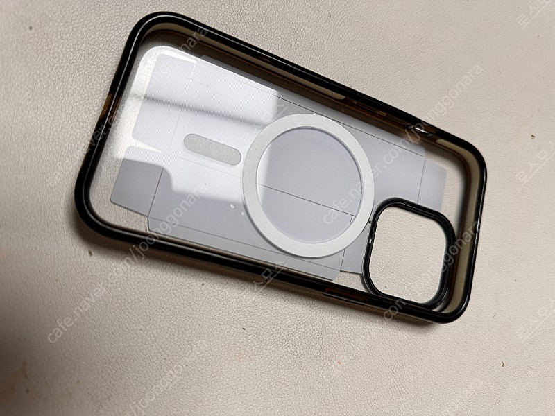 아이폰 13프로 케이스티파이 맥세이프 클리어블랙 이미지