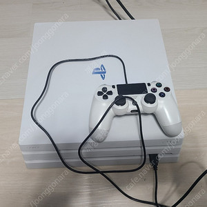 ps4 pro 7117b 9.0버전 팝니다