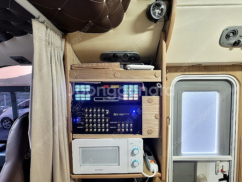 14년 뉴카운티4인승캠핑카(오토,7만km,에코원장착,인산철1,200)-전액할부됨--8