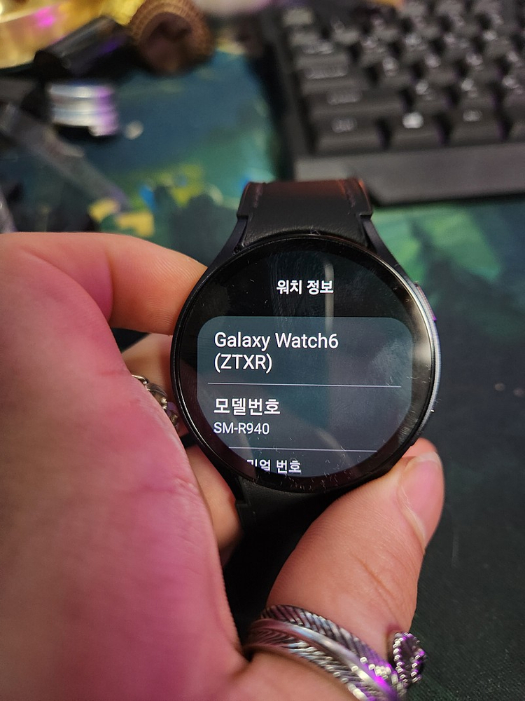 갤럭시워치 6 44mm 블루투스 팝니다 이미지