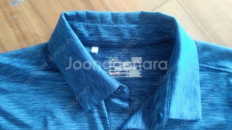 언더아머 반팔 티. 약간 큰 100 L 사이즈. 상태 ...--2