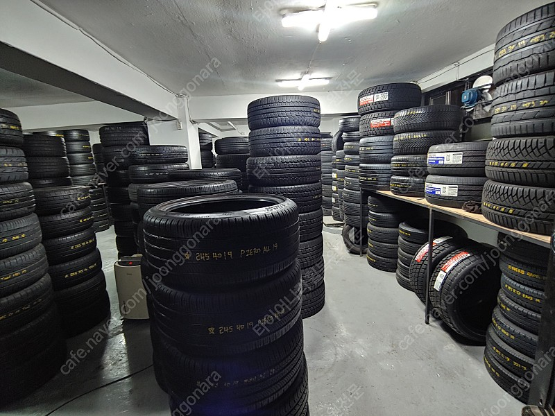 [판매] ﻿315 35 21 피넬리올시즌 중고타이어 2짝판매--6
