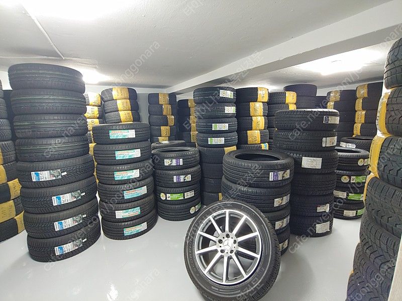 [판매] ﻿315 35 21 피넬리올시즌 중고타이어 2짝판매--7