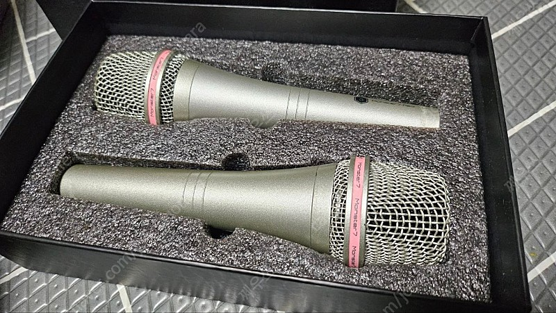 타스캄 us44 오디오인터페이스 + 몬스터7 다이나믹 마이크 2개 이미지