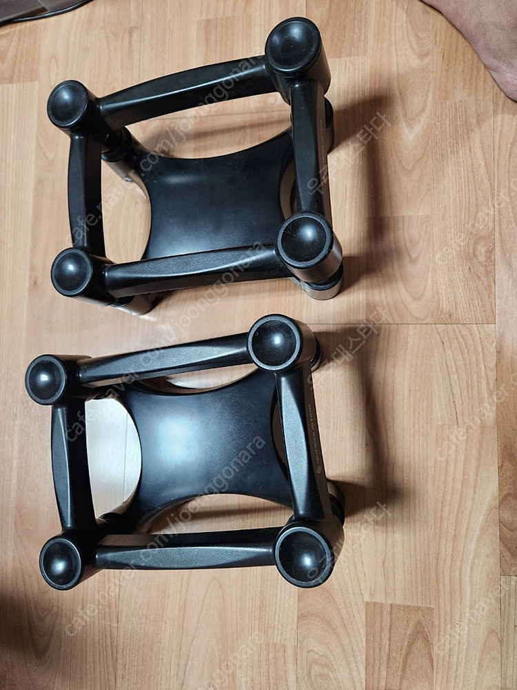 iso acoustic ISO-L8R200 스피커 스탠드 이미지