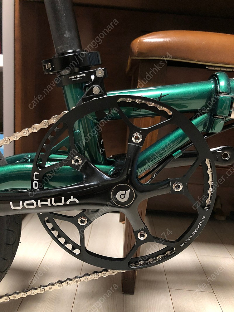 구스트 16인치 305 커스텀 이미지