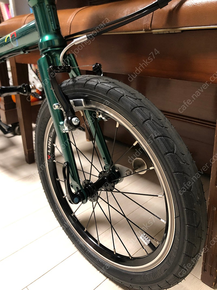 구스트 16인치 305 커스텀 이미지