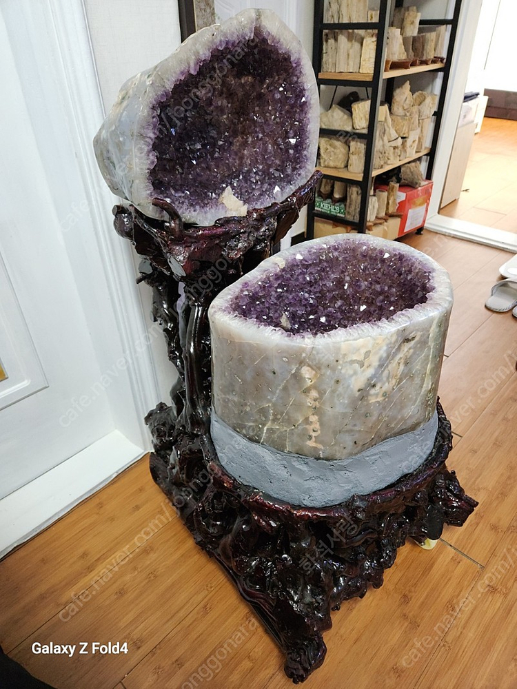 원통형 자수정 이미지