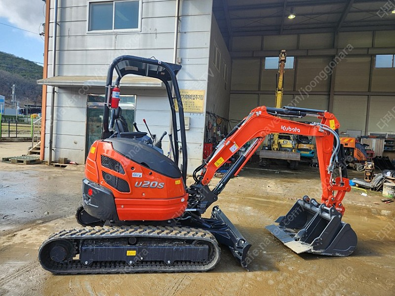 굴삭기 포크레인 구보다2톤 U20 가동시간 12시간 22년식 팝니다! 이미지