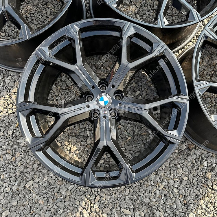 (판매)21인치 BMW X5/X6 741M 유광블랙 순정휠 한대분 판매합니다--1