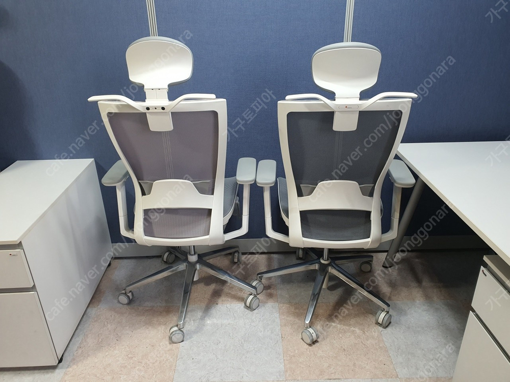 [최상급] 퍼시스 CHA6100WAH 에어화이트쉘 의자 판매합니다. 이미지