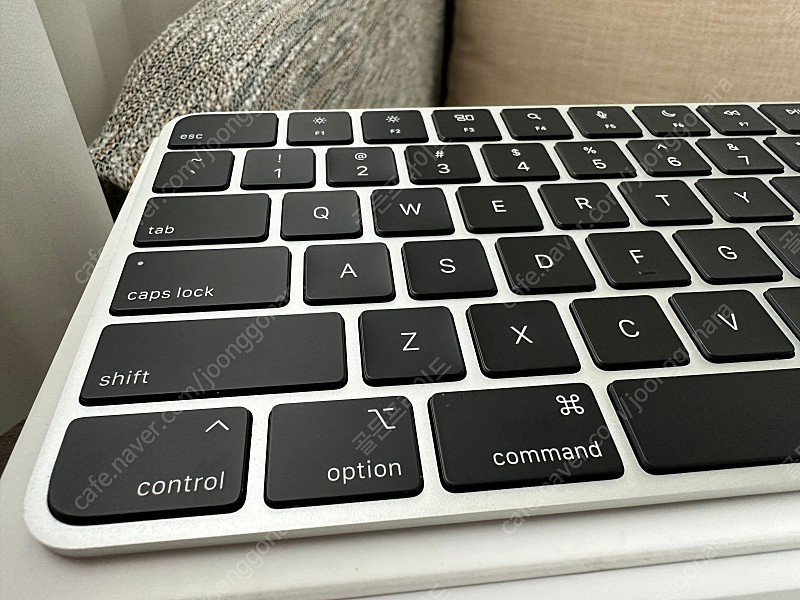 애플 매직키보드 & 트랙패드 풀배열 터치아이디 터치ID touch ID 영문 스페이스그레이 스그 이미지