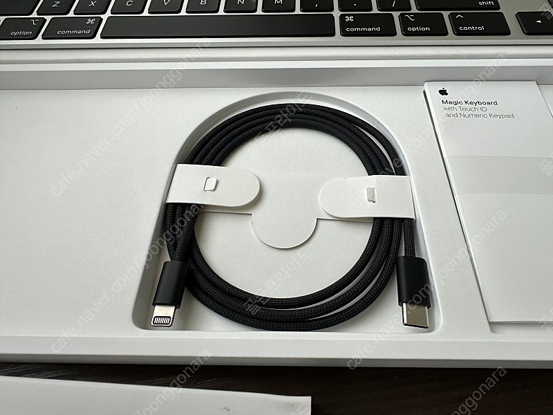애플 매직키보드 & 트랙패드 풀배열 터치아이디 터치ID touch ID 영문 스페이스그레이 스그 이미지