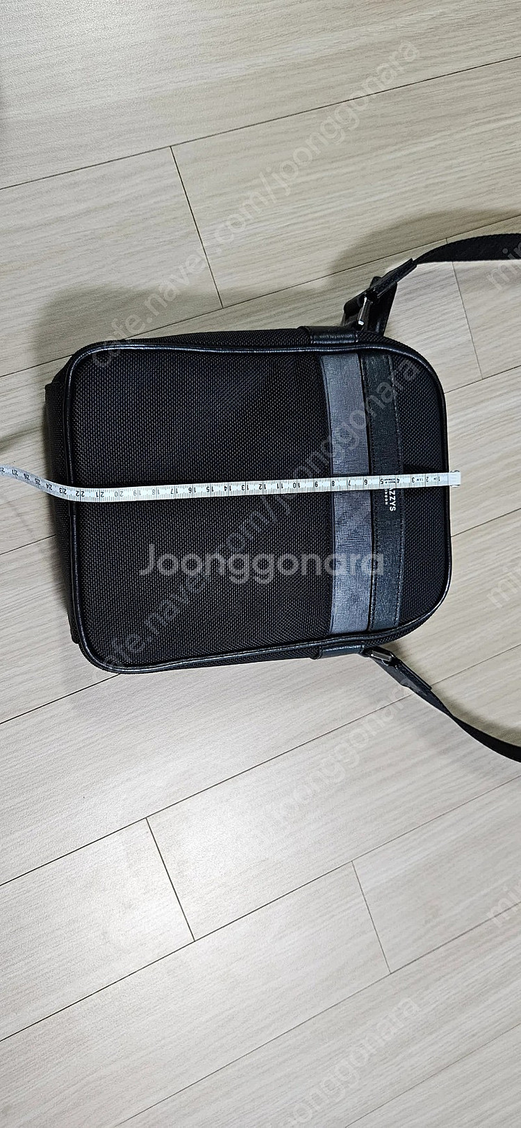 헤지스 남성크로스백 팝니다--1