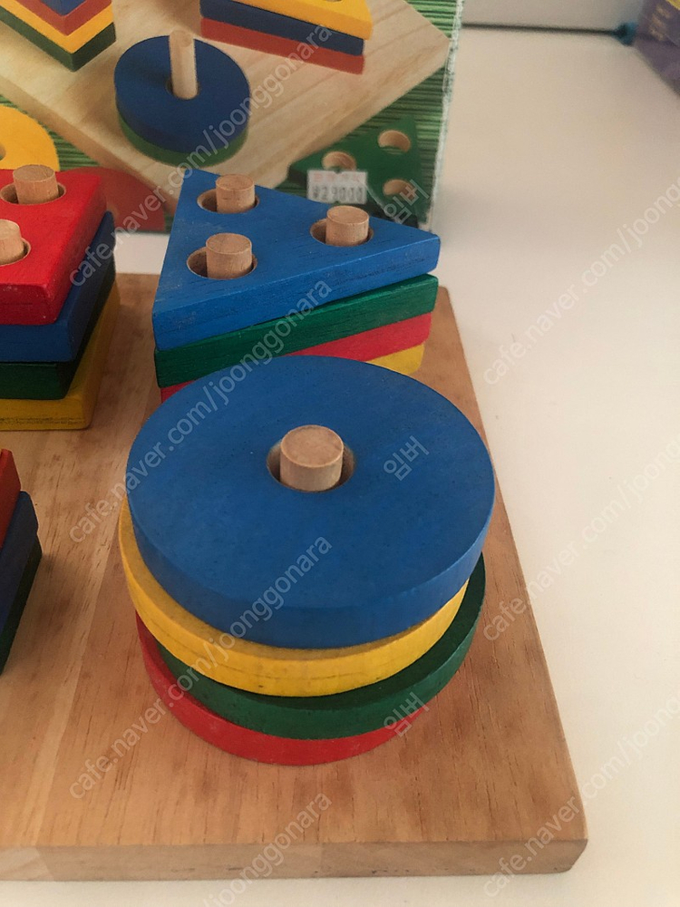 원목 도형 끼우기 이미지